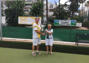 Anne wins the handicap singles final June 2024